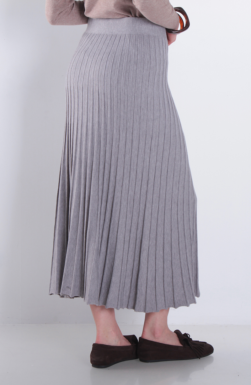 Falda Tejida Plisada Con Cintura Elasticada hover