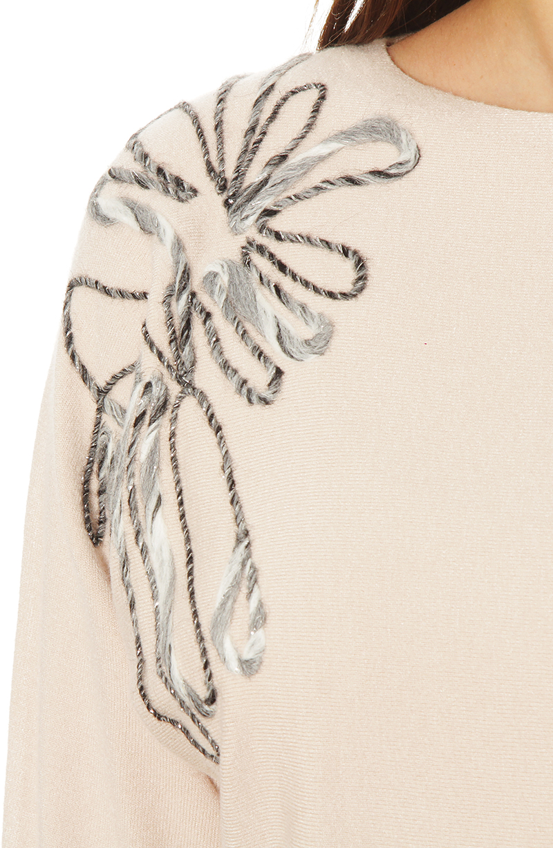 Sweater Manga 3/4  Bordado Escote Redondo hover