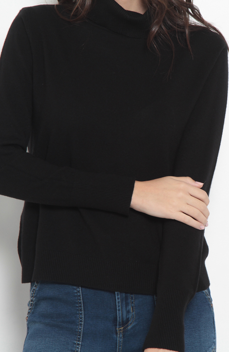Sweater Manga Larga Cuello Alto hover