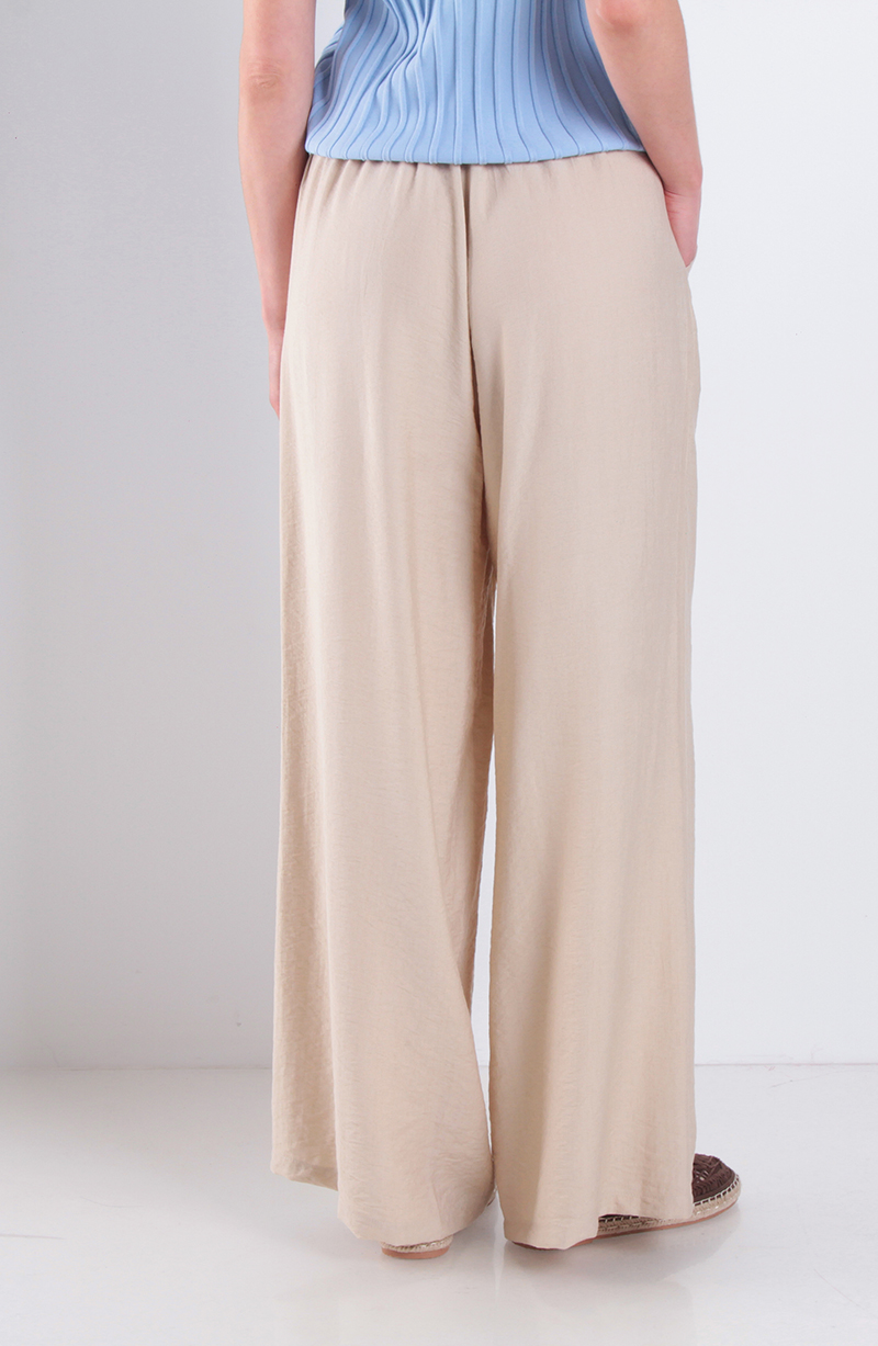 Pantalon Wide Leg Tiro Alto Pretina Basica Con Cinturon hover