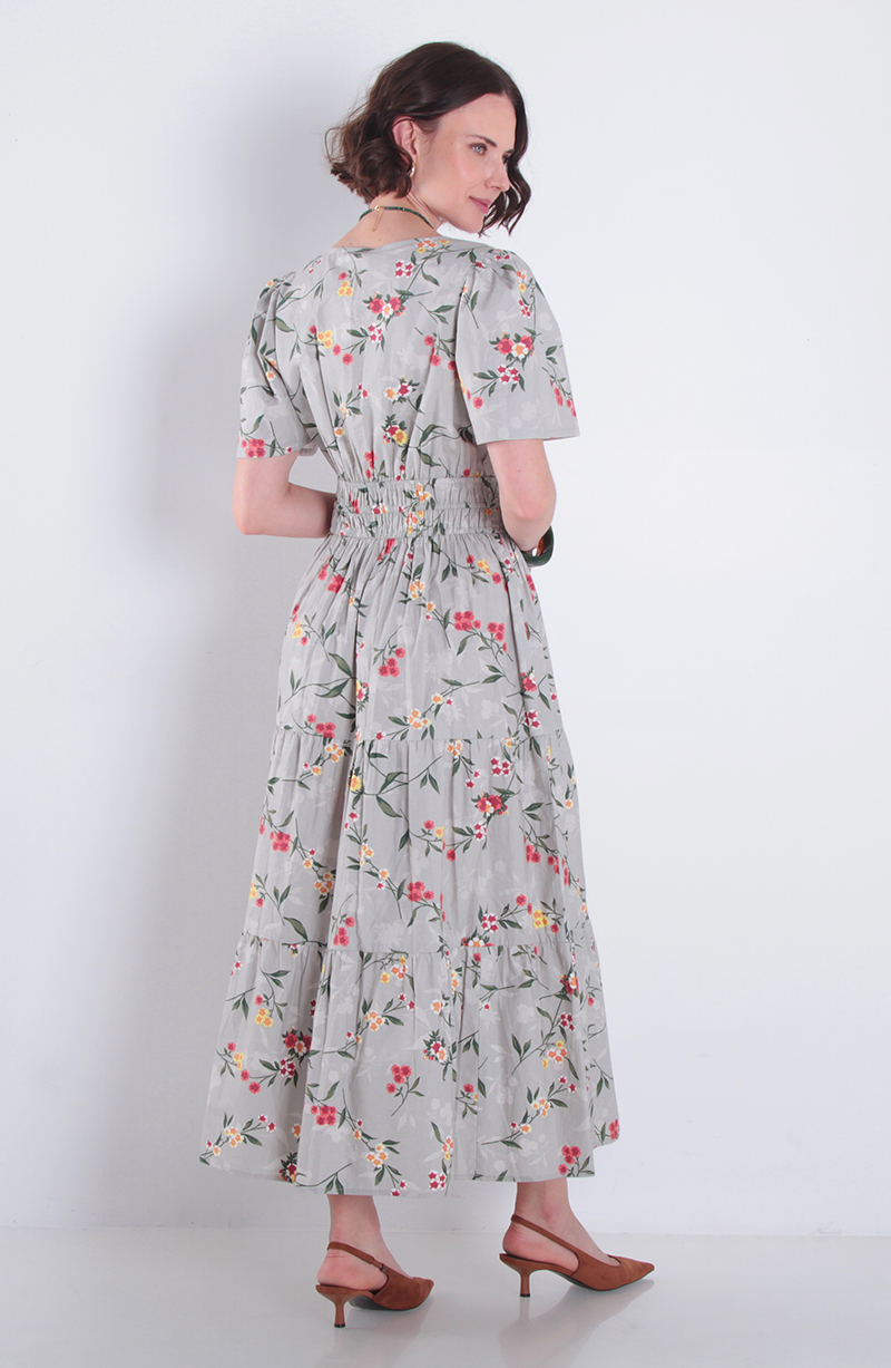 Vestido Estampado Manga Corta Escote V hover