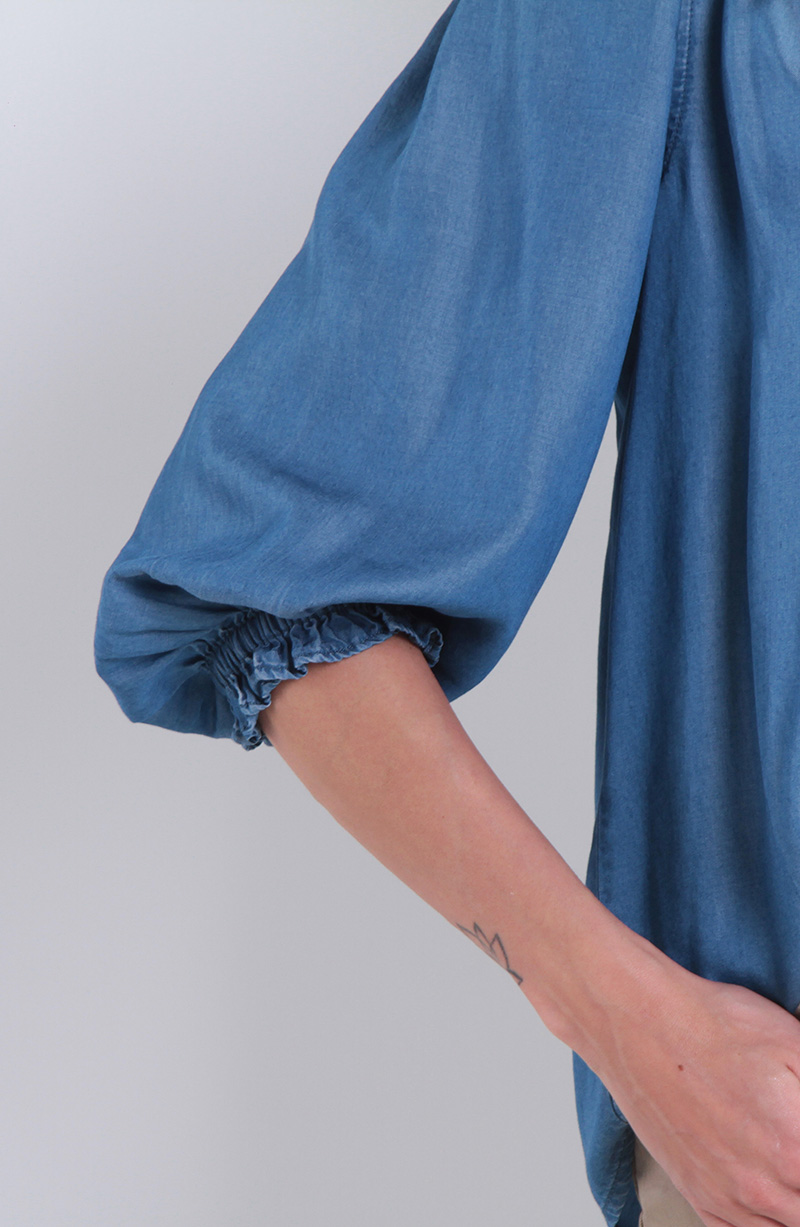 Blusa Lyocell Manga 3/4 Escote V Con Puno De Manga Elasticado hover