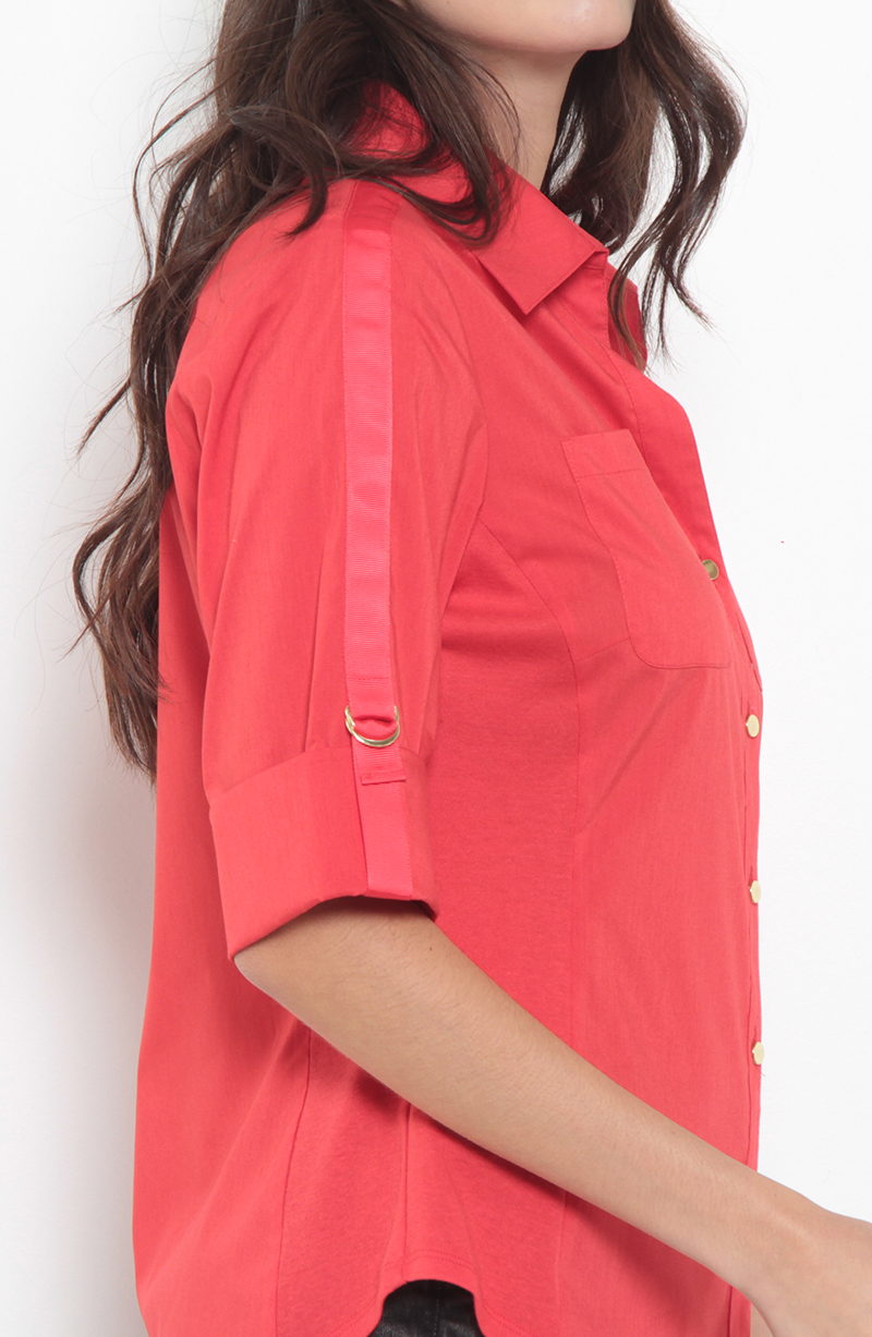 Blusa Manga 3/4 Escote V Con Bolsillos hover