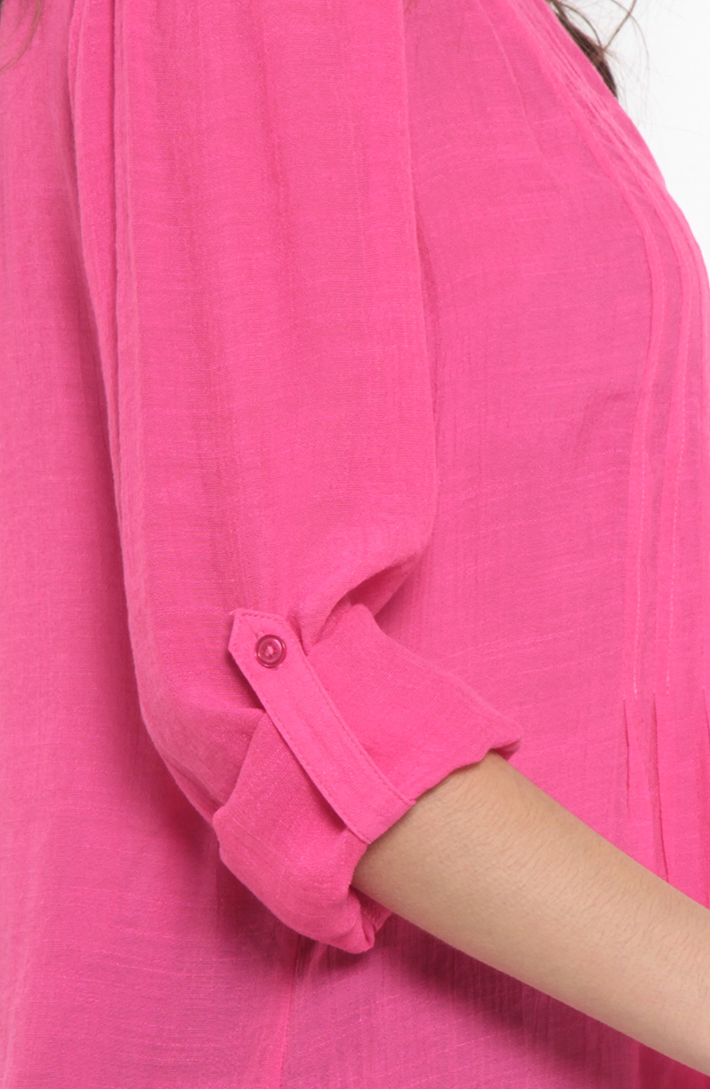 Blusa Manga Larga Escote V Abotonada En Delantero hover