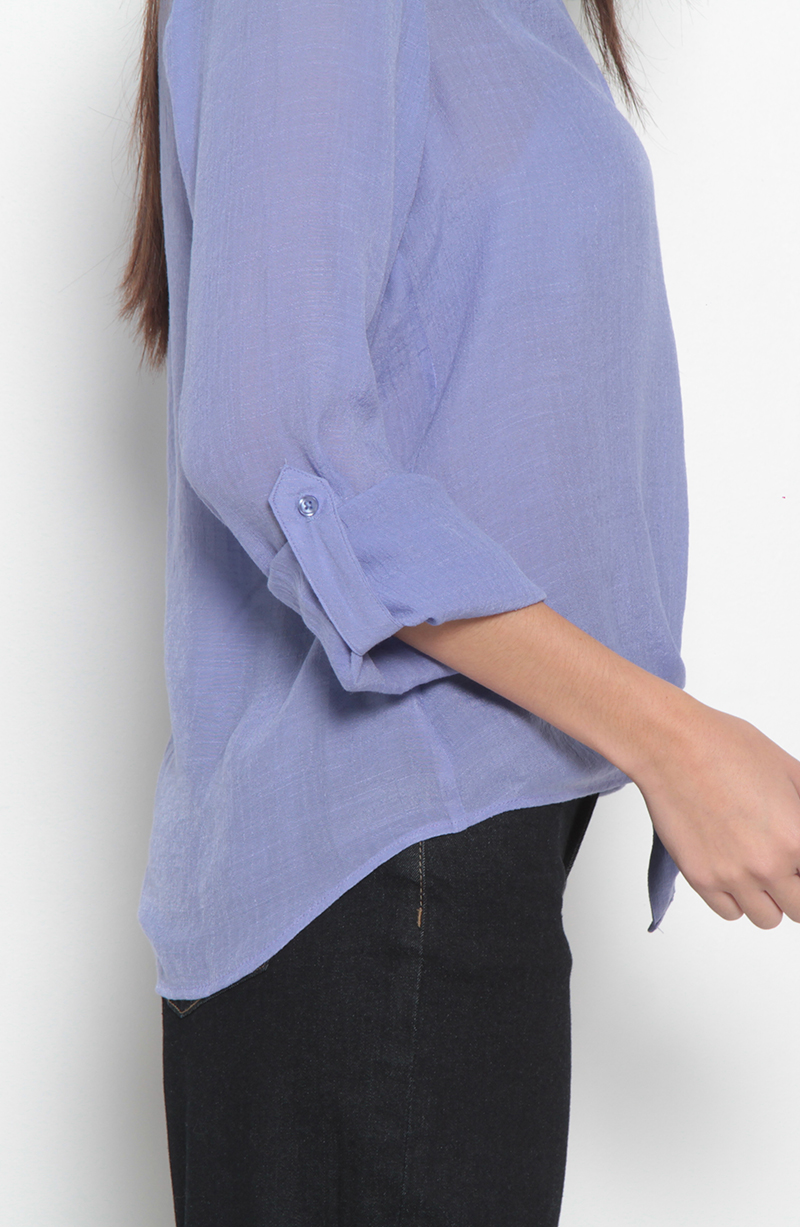 Blusa Manga Larga Escote V Abotonada En Delantero Con Bolsillo hover