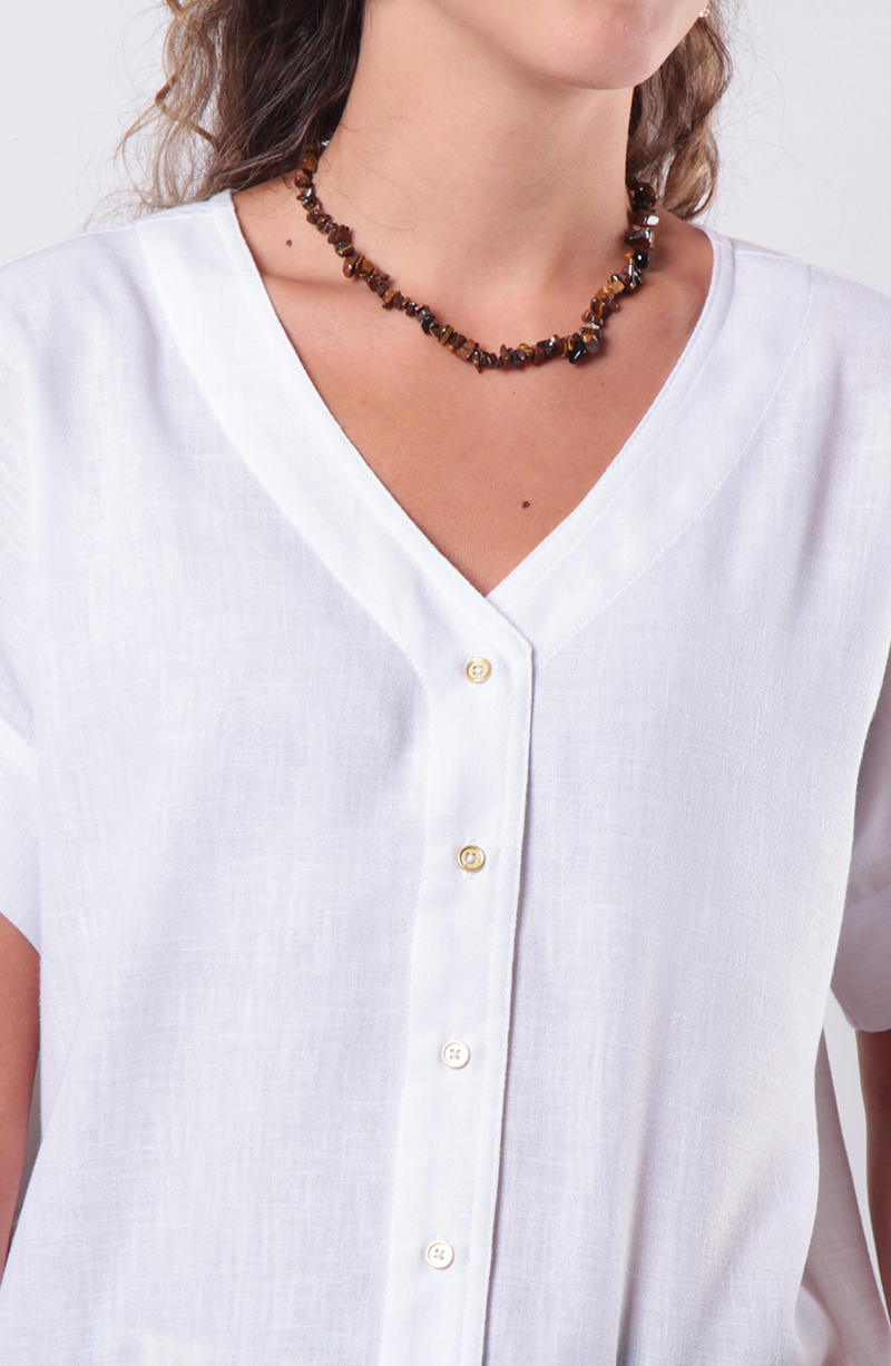 Blusa Manga Corta Escote V Abotonada En Delantero hover
