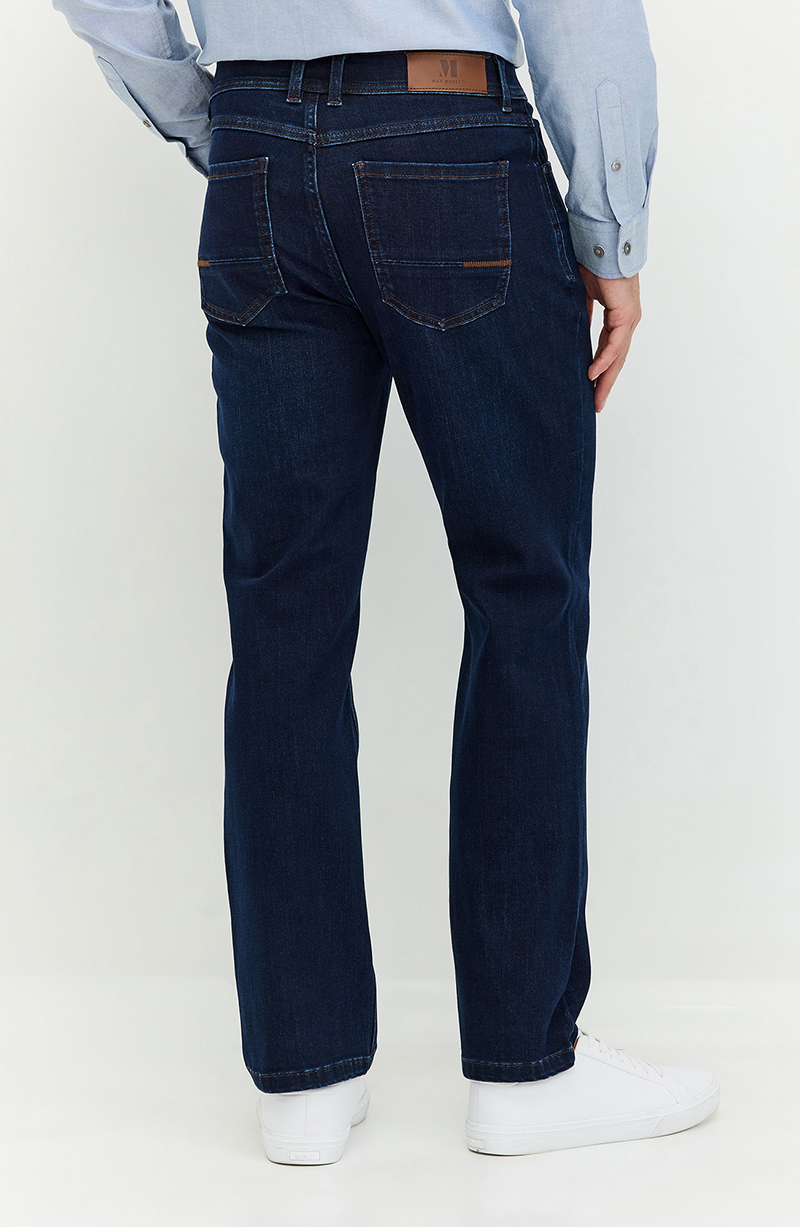 Jeans Hombre Recto Tiro Alto Pretina Basica 1 Boton hover