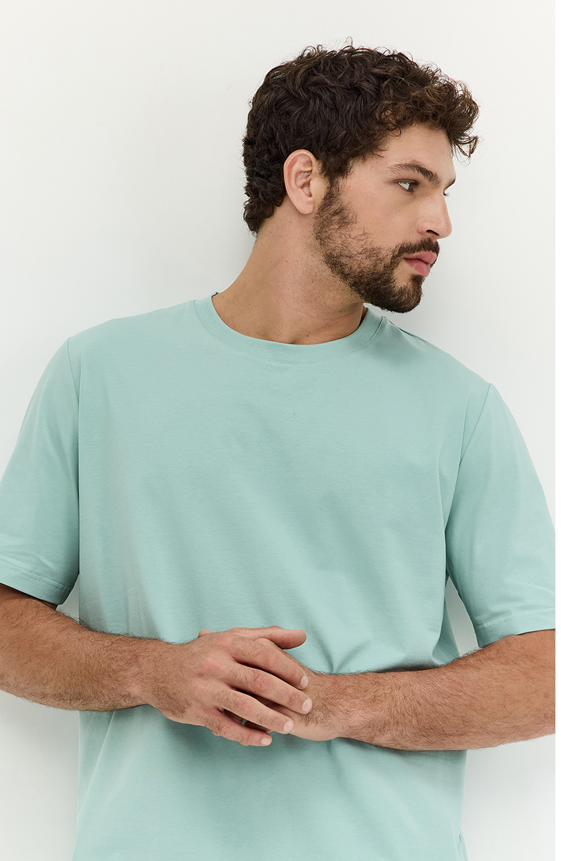 Polera Hombre Manga Corta Escote Redondo hover