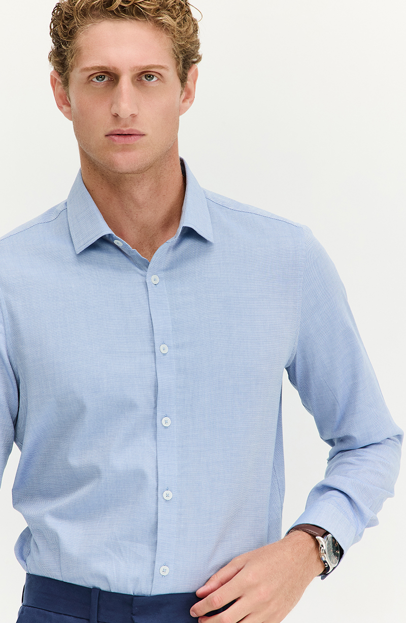 Camisa Hombre Manga Larga Abotonada En Delantero hover