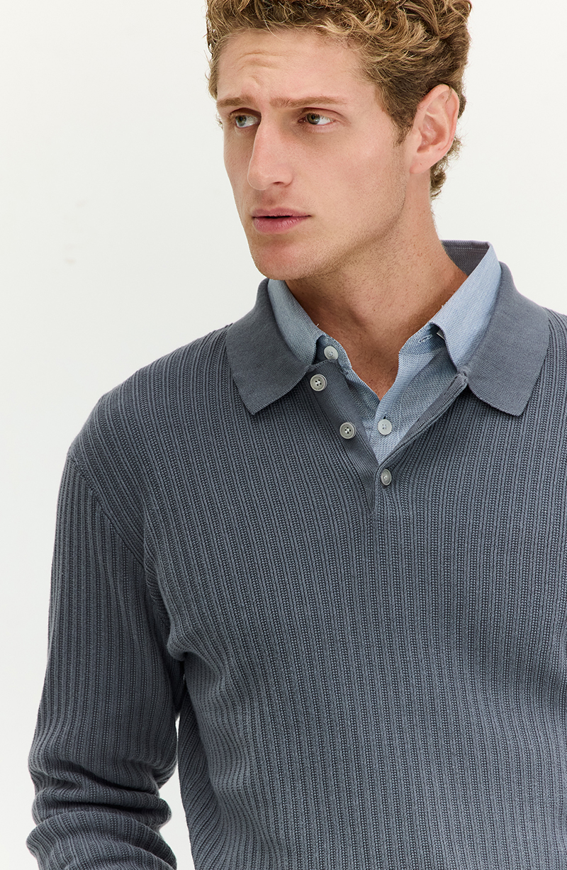 Sweater Hombre Manga Larga Con Cuello Y Botones En Delantero hover