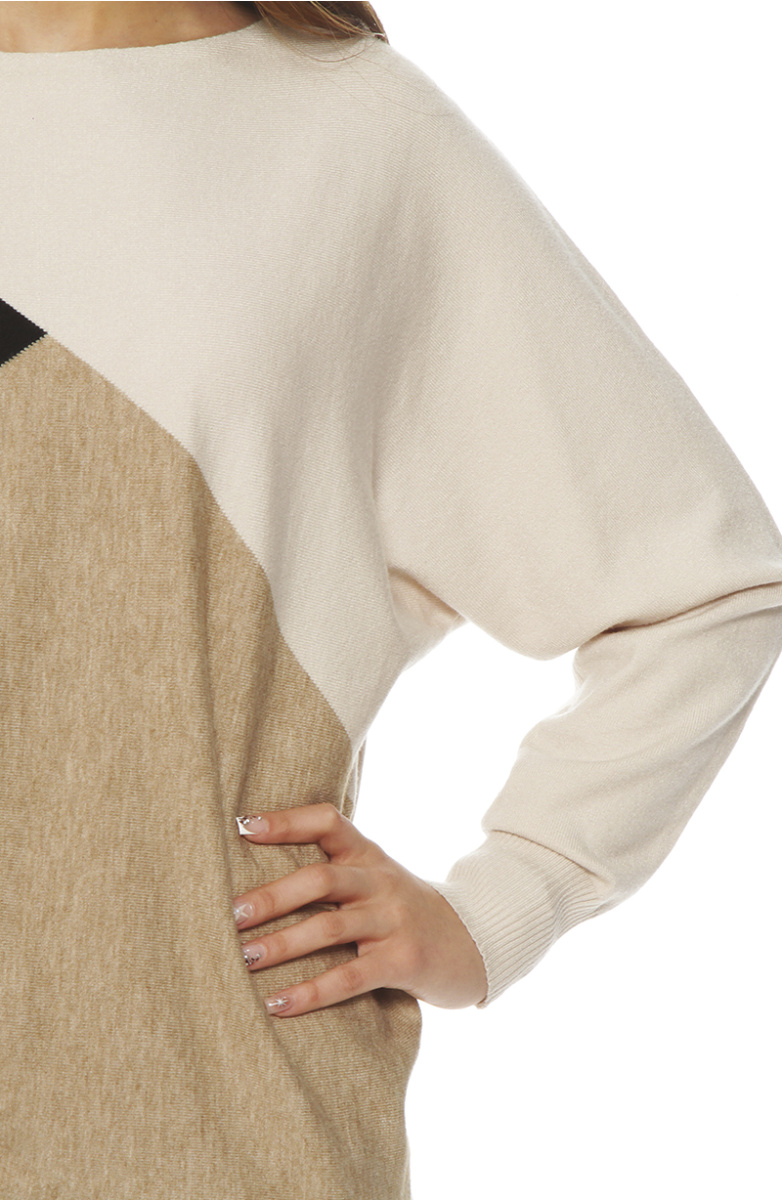 SWEATER MANGA LARGA ESCOTE BOTE ASIMETRICO