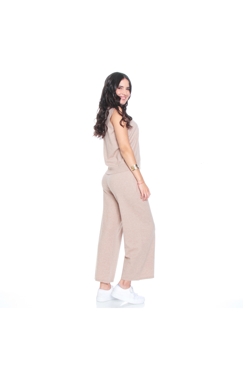 CONJUNTO CHALECO SIN MANGA Y PANTALON WIDE LEG TIRO ALTO
