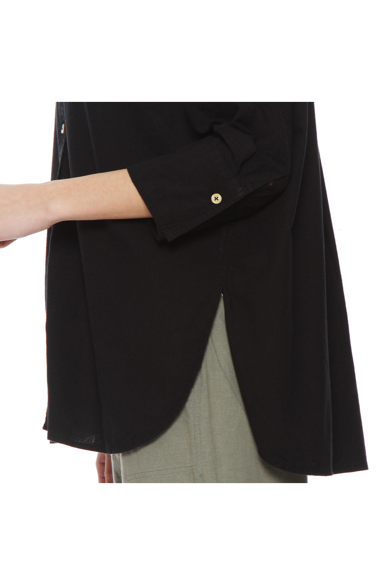 BLUSA MANGA LARGA LINO ABOTONADA EN DELANTERO