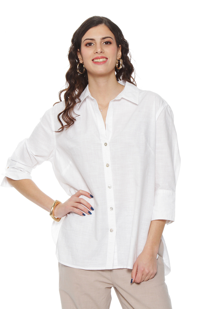 BLUSA MANGA LARGA LINO ABOTONADA EN DELANTERO