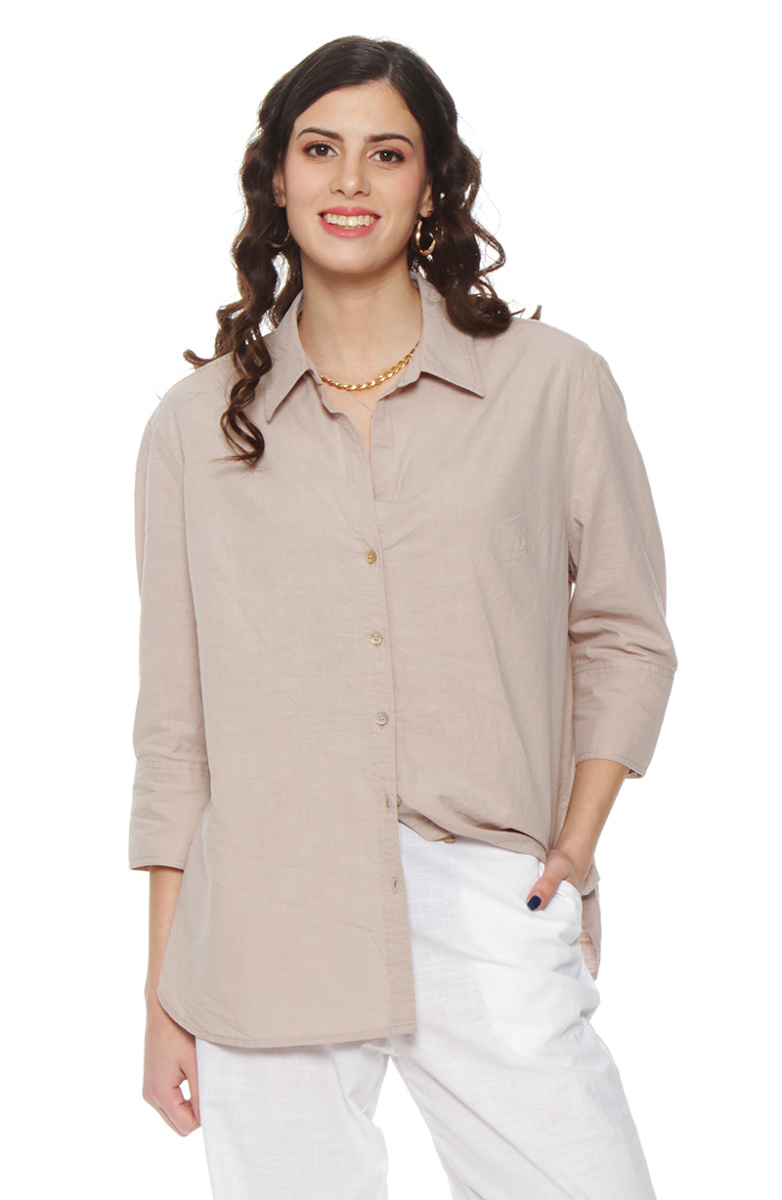 BLUSA MANGA LARGA LINO ABOTONADA EN DELANTERO