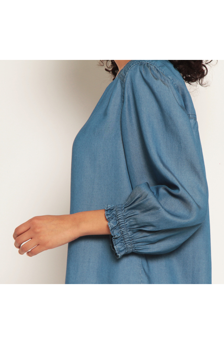BLUSA LYOCELL MANGA 3/4 ESCOTE V CON PU?O DE MANGA ELASTICADO