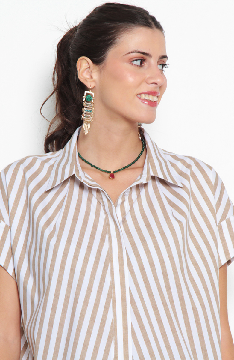 BLUSA LISTADA MANGA CORTA ABOTONADA EN DELANTERO