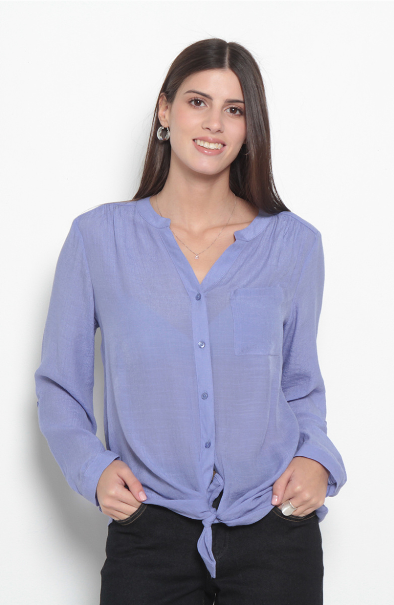 BLUSA MANGA LARGA ESCOTE V ABOTONADA EN DELANTERO CON BOLSILLO