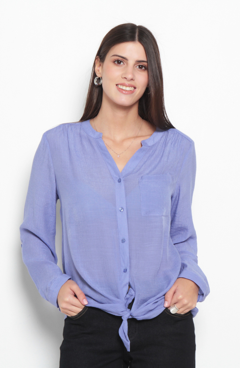 BLUSA MANGA LARGA ESCOTE V ABOTONADA EN DELANTERO CON BOLSILLO