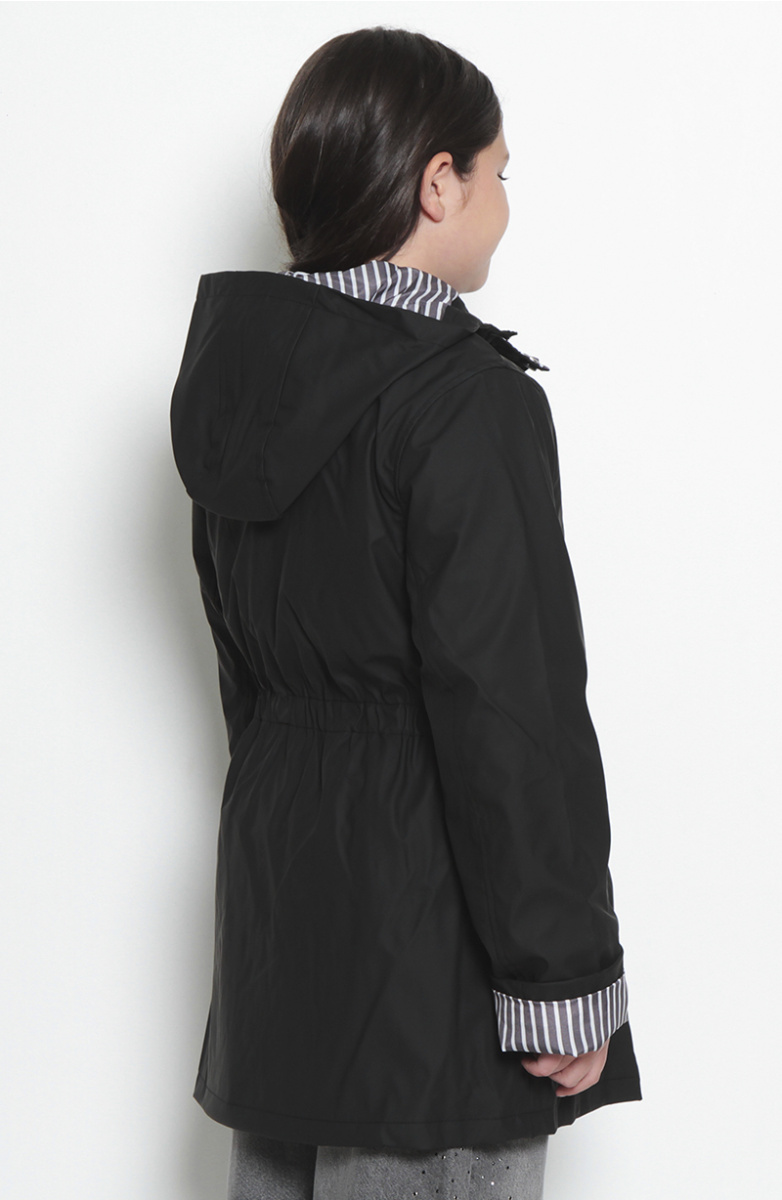 CHAQUETA IMPERMEABLE MANGA LARGA CON CAPUCHA NI?ITA