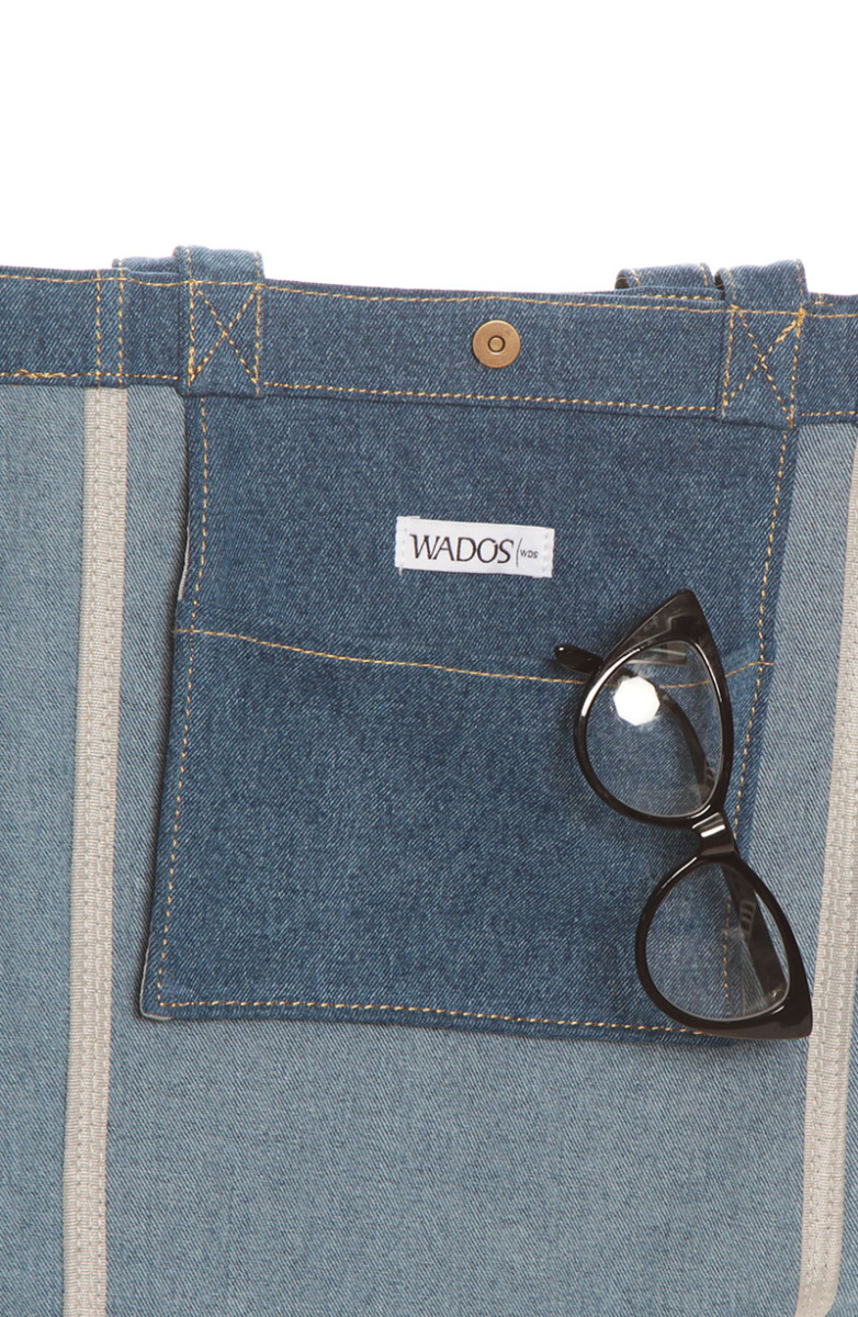 BOLSO DENIM CON CORTE Y BOLSILLO
