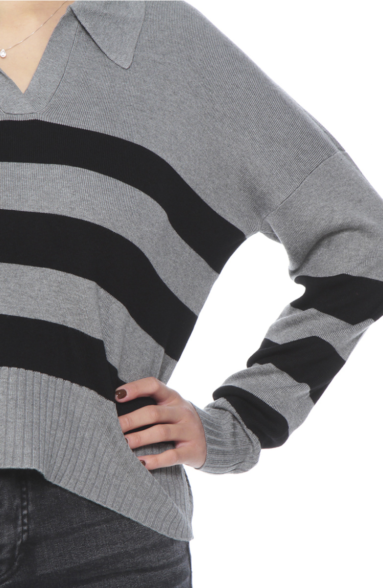 SWEATER MANGA LARGA LISTADO ESCOTE V CON CUELLO