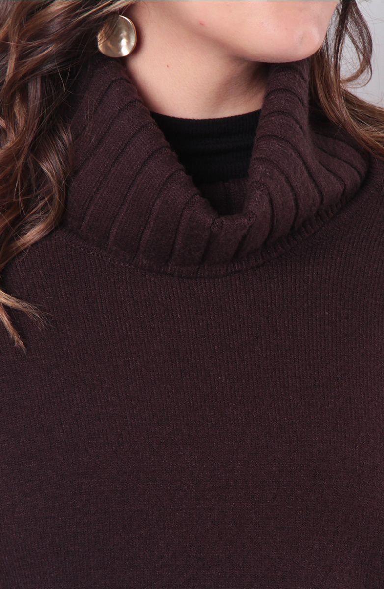 SWEATER MANGA LARGA CUELLO ALTO