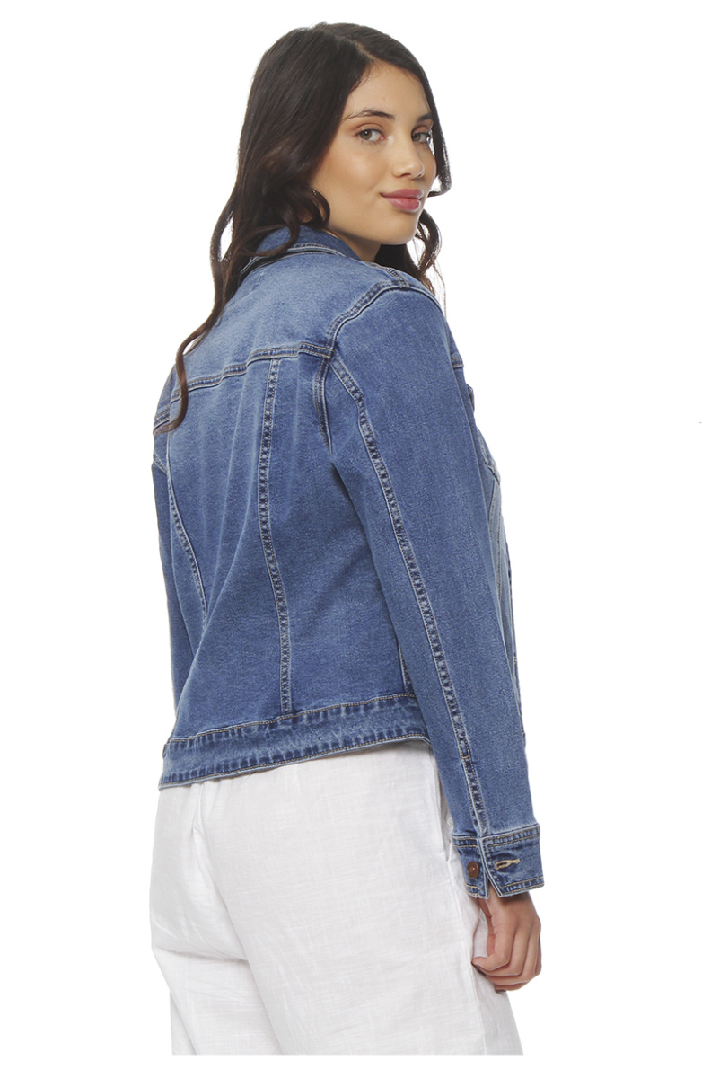 CHAQUETA DENIM MANGA LARGA ABOTONADA EN DELANTERO Y BOLSILLO