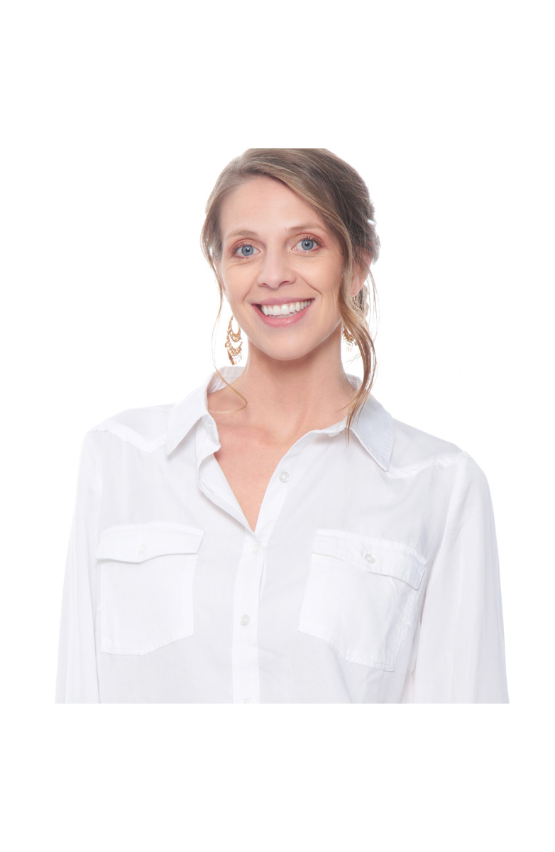 BLUSA MANGA LARGA LYOCELL ABOTONADA EN DELANTERO CON BOLSILLOS