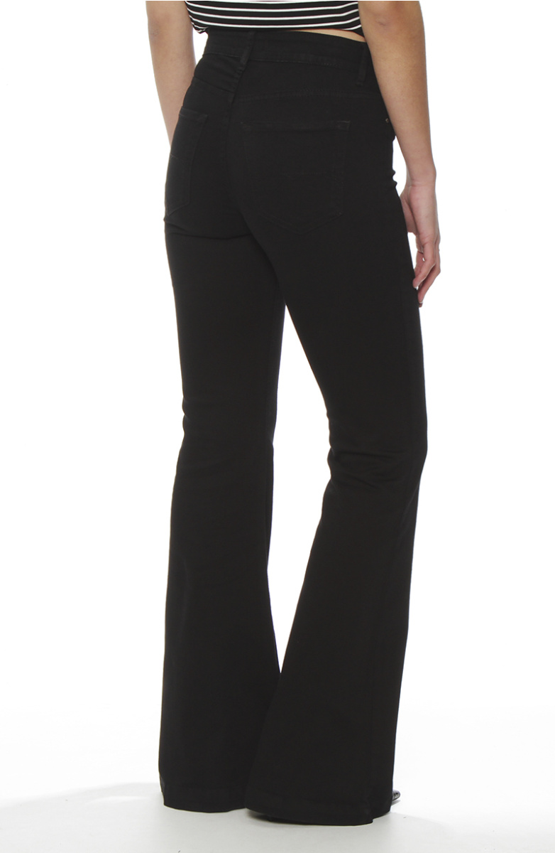 JEANS FLARE TIRO MEDIO PRETINA BASICA 1 BOTON