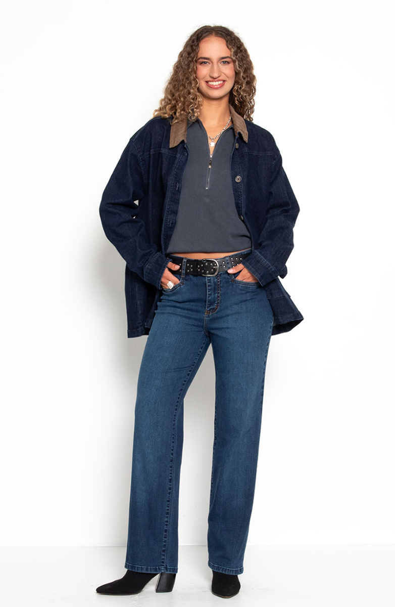 JEANS RECTO TIRO ALTO PRETINA BASICA 1 BOTON