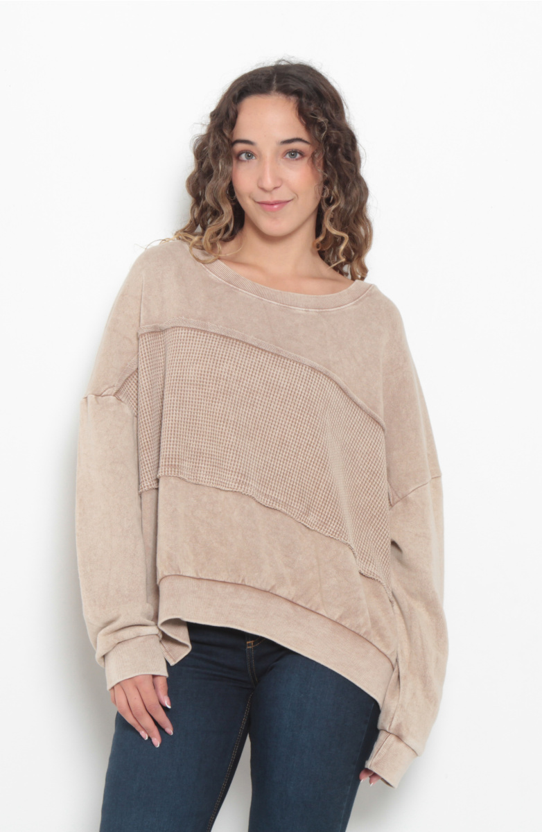 SWEATER ACID WASH MANGA LARGA ESCOTE REDONDO CON TEXTURA