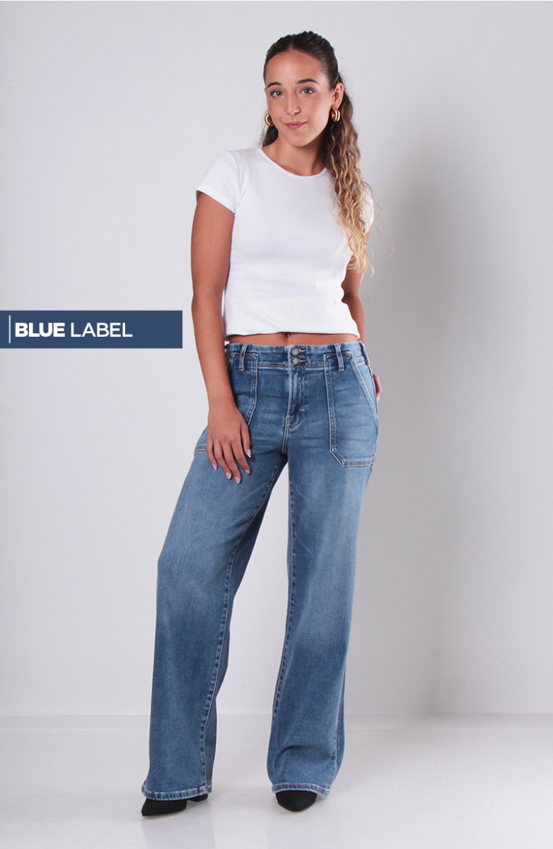 JEANS RECTO TIRO ALTO PRETINA MEDIA 2 BOTONES