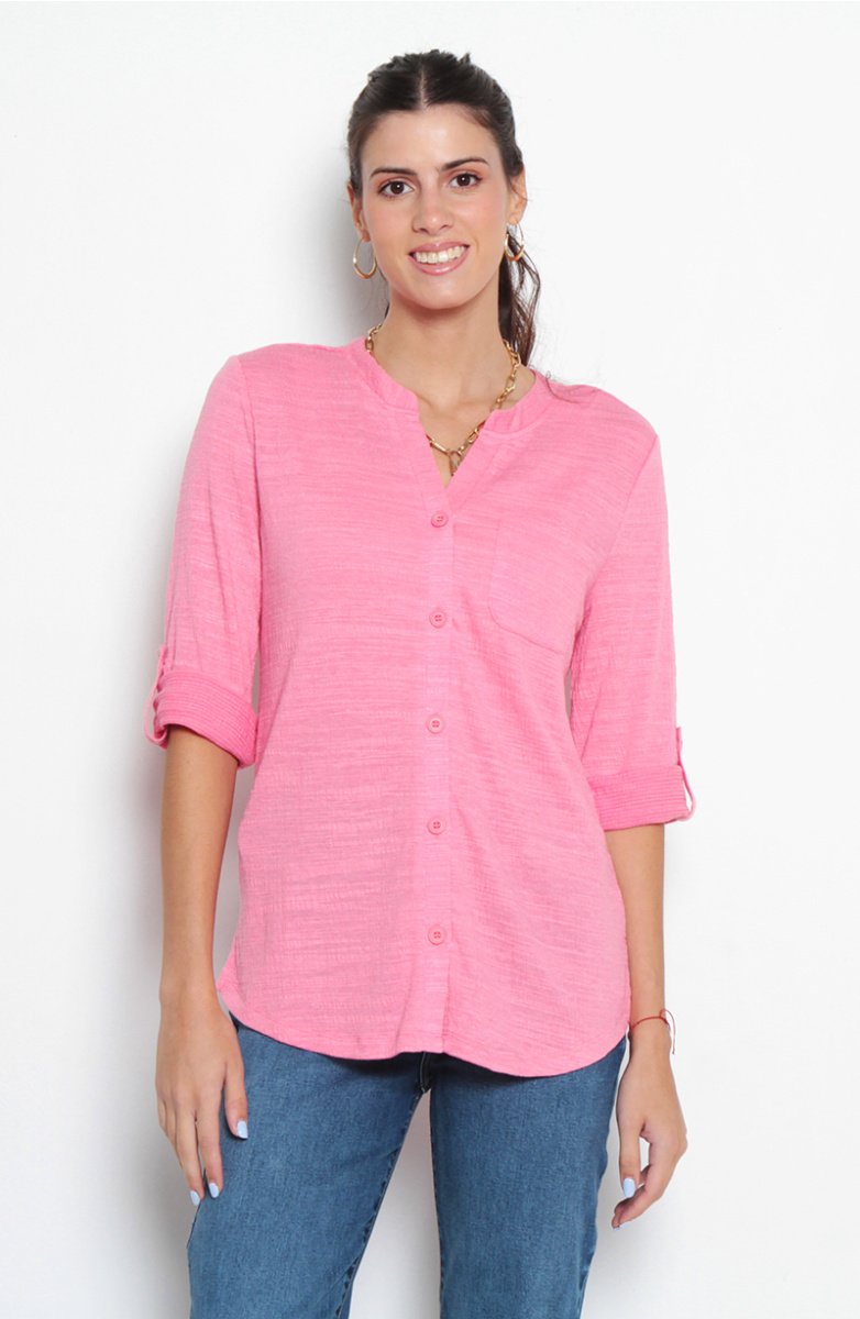 BLUSA MANGA 3/4 ABOTONADO EN DELANTERO CON BOLSILLO ESCOTE V