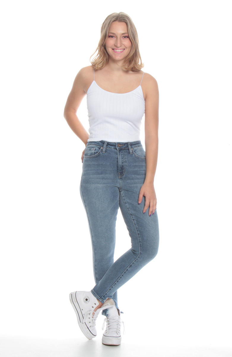 JEANS BASICO PITILLO DESGASTE SLIM TIRO ALTO PRETINA BASICA UN BOTON