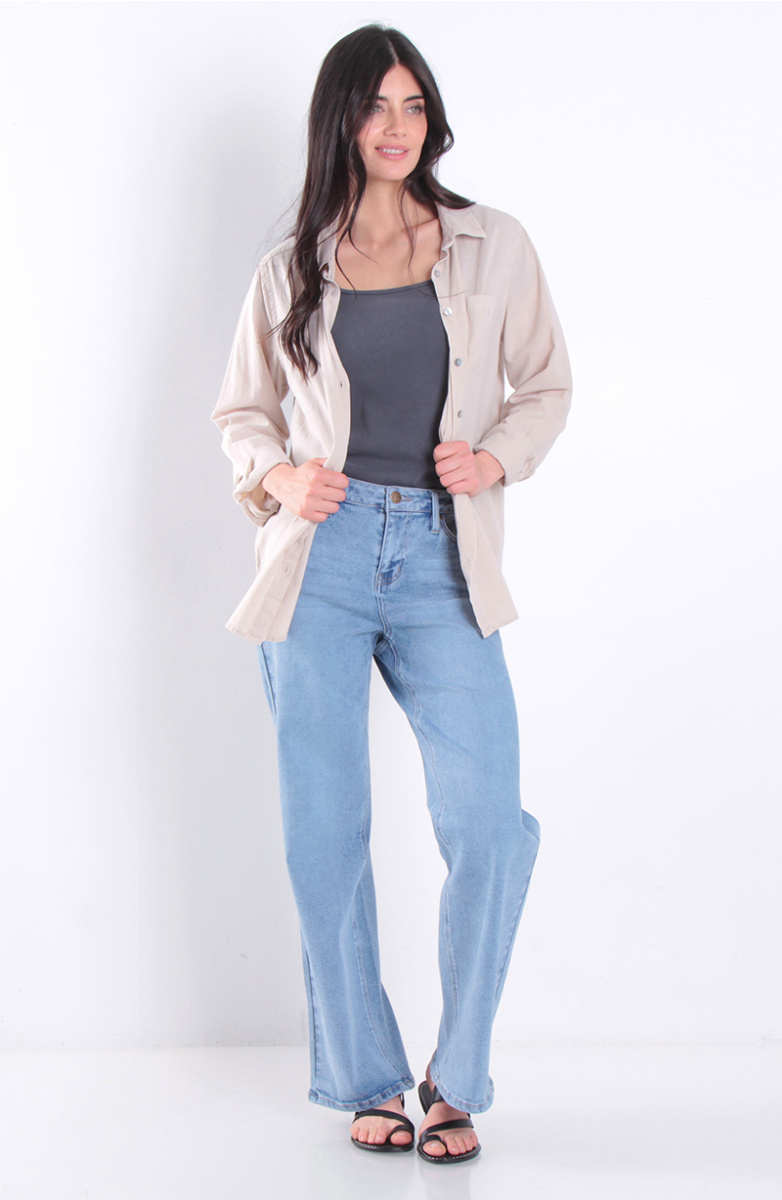 Jeans Recto Tiro Medio Pretina Basica 1 Boton