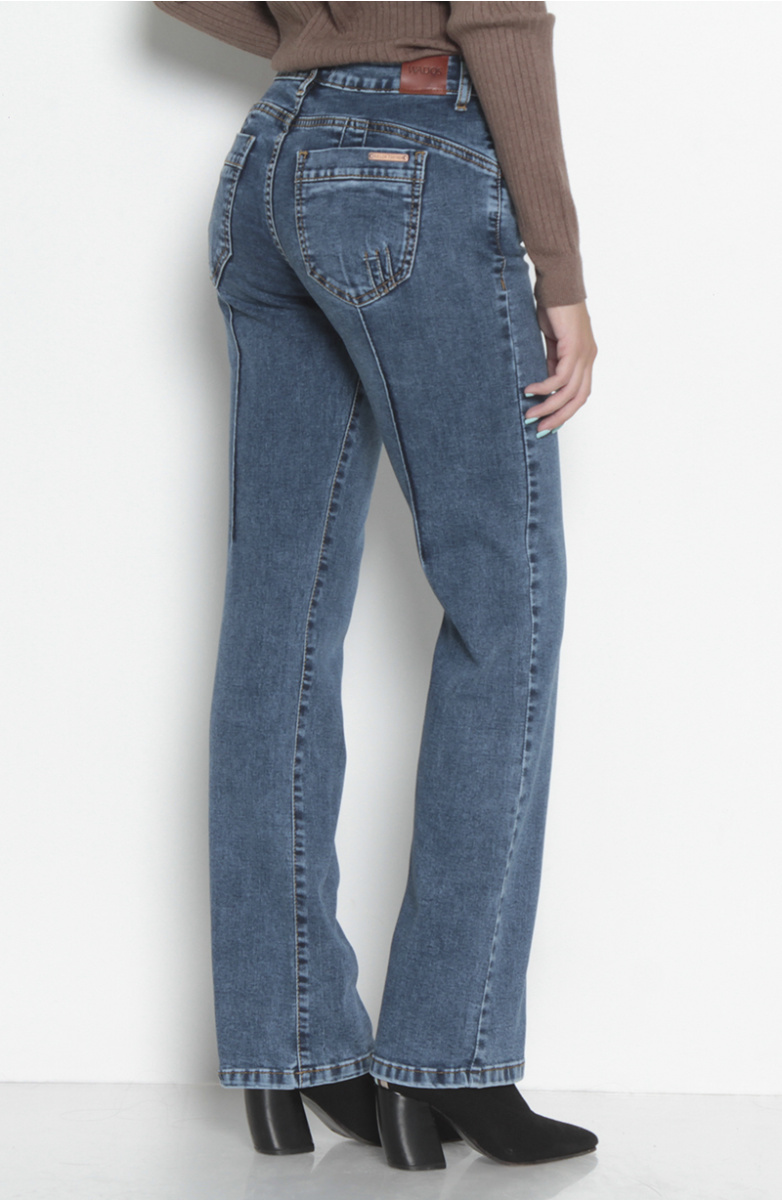 JEANS RECTO TIRO ALTO PUSH IN PUSH UP PRETINA BASICA 1 BOTON