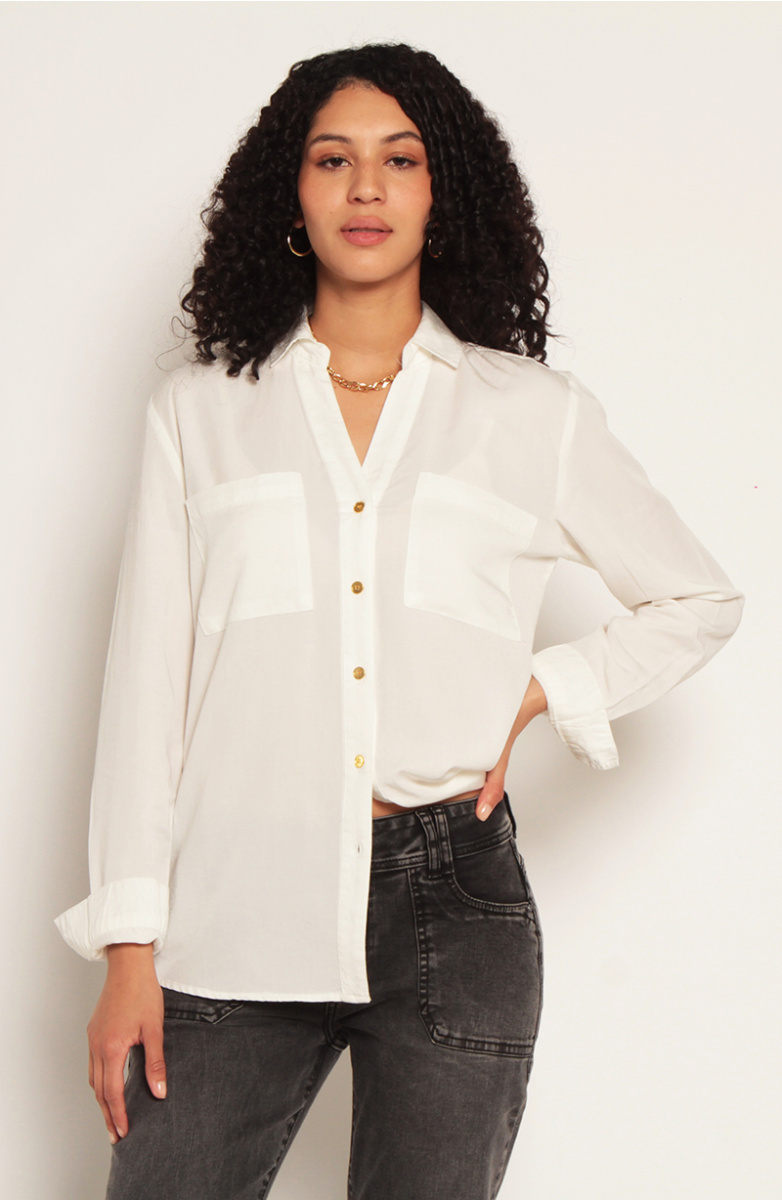 BLUSA MANGA LARGA TENCEL ABOTONADA EN ELANTERO Y BOLSILLOS