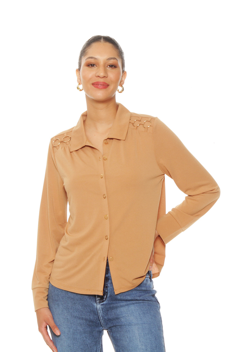 BLUSA MANGA LARGA ABOTONADA EN DELANTERO CON APLICACION EN HOMBROS