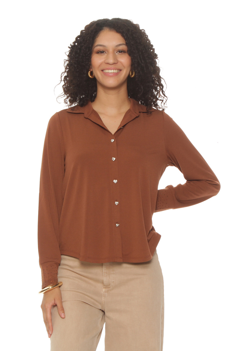 BLUSA MANGA LARGA ABOTONADA EN DELANTERO CON APLICACION EN CUELLO