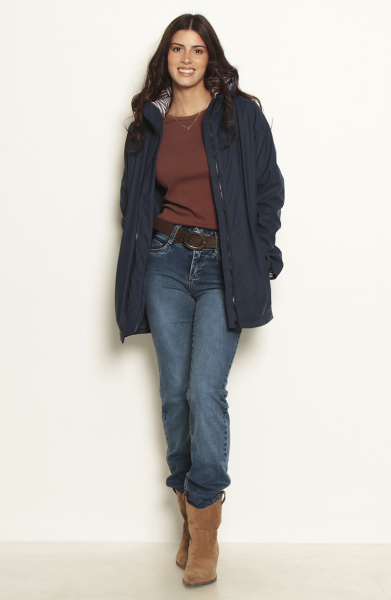 CHAQUETA IMPERMEABLE MANGA LARGA CON CAPUCHA