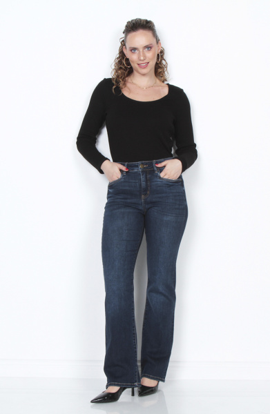 JEANS RECTO TIRO ALTO PRETINA BASICA 1 BOTON