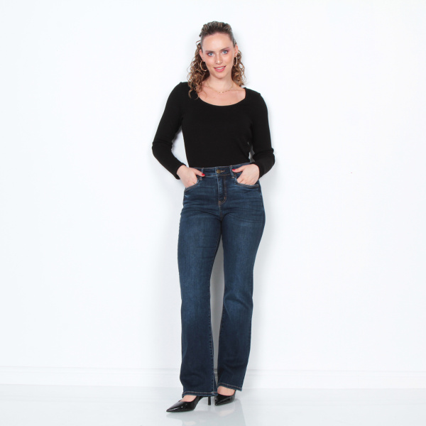 JEANS RECTO TIRO ALTO PRETINA BASICA 1 BOTON