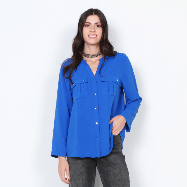 BLUSA MANGA LARGA SOLIDA CON CUELLO MAO Y BOLSILLOS