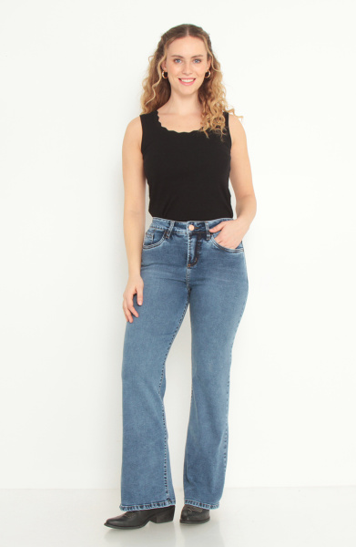 Jeans Basico Recto Tiro Alto Pretina Un Boton