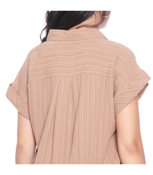 BLUSA MANGA CORTA SOLIDA ABOTONADA EN DELANTERO Y NUDO