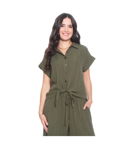 BLUSA MANGA CORTA SOLIDA ABOTONADA EN DELANTERO Y NUDO