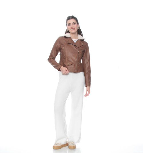 CHAQUETA MANGA LARGA CUERO ECOLOGICO CON CUELLO DE SHERPA