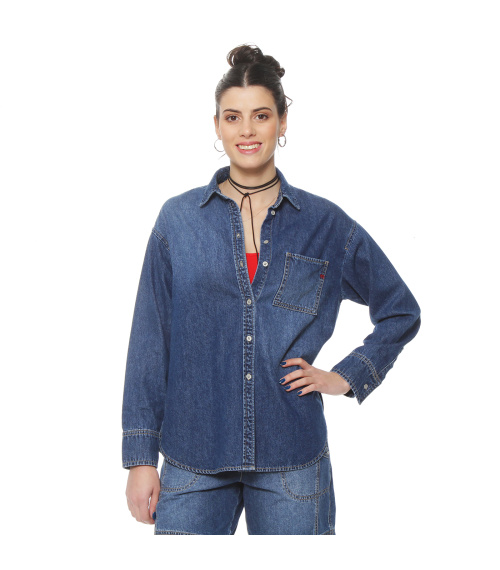 BLUSA DENIM MANGA LARGA ABOTONADA EN DELANTERO  CON BOLSILLO