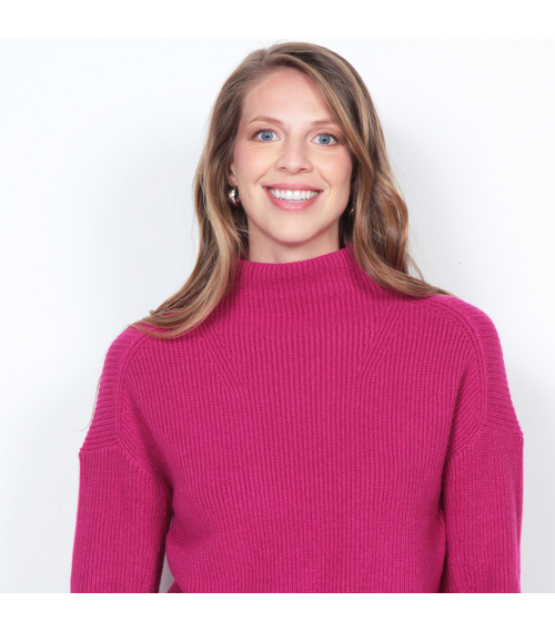 SWEATER MANGA LARGA SOLIDO CON CUELLO ALTO